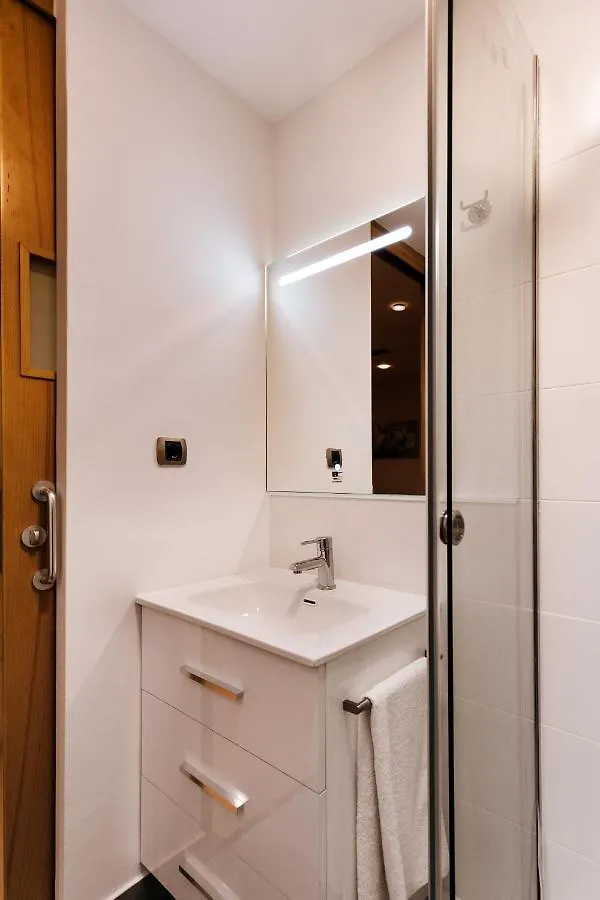 ברצלונה Cozy Apartment Casanova-Eixample 0*,  ספרד