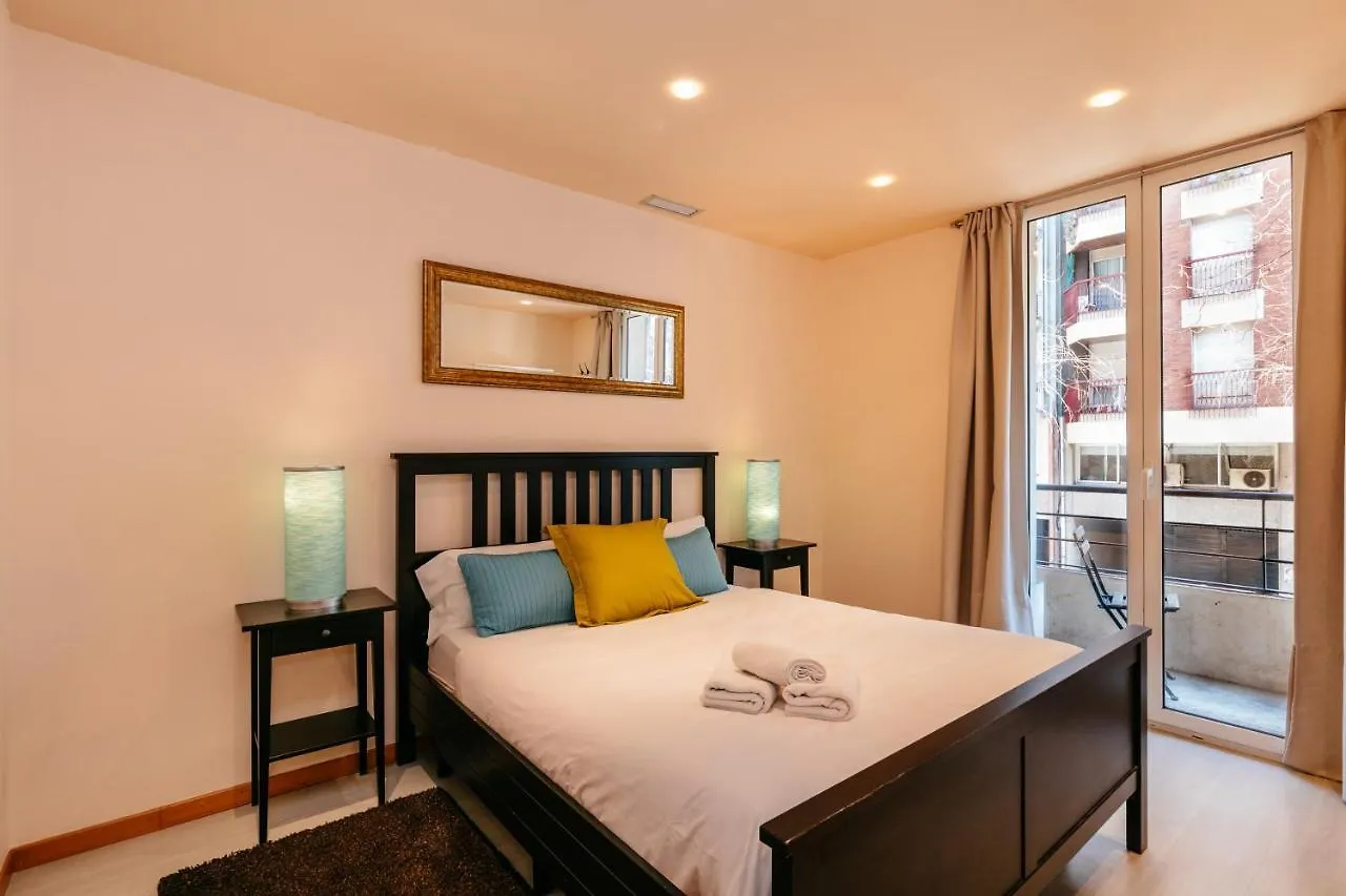 ברצלונה Cozy Apartment Casanova-Eixample